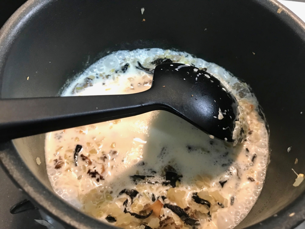 クリームソース